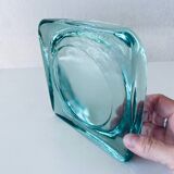Glass tiled pocket emptier