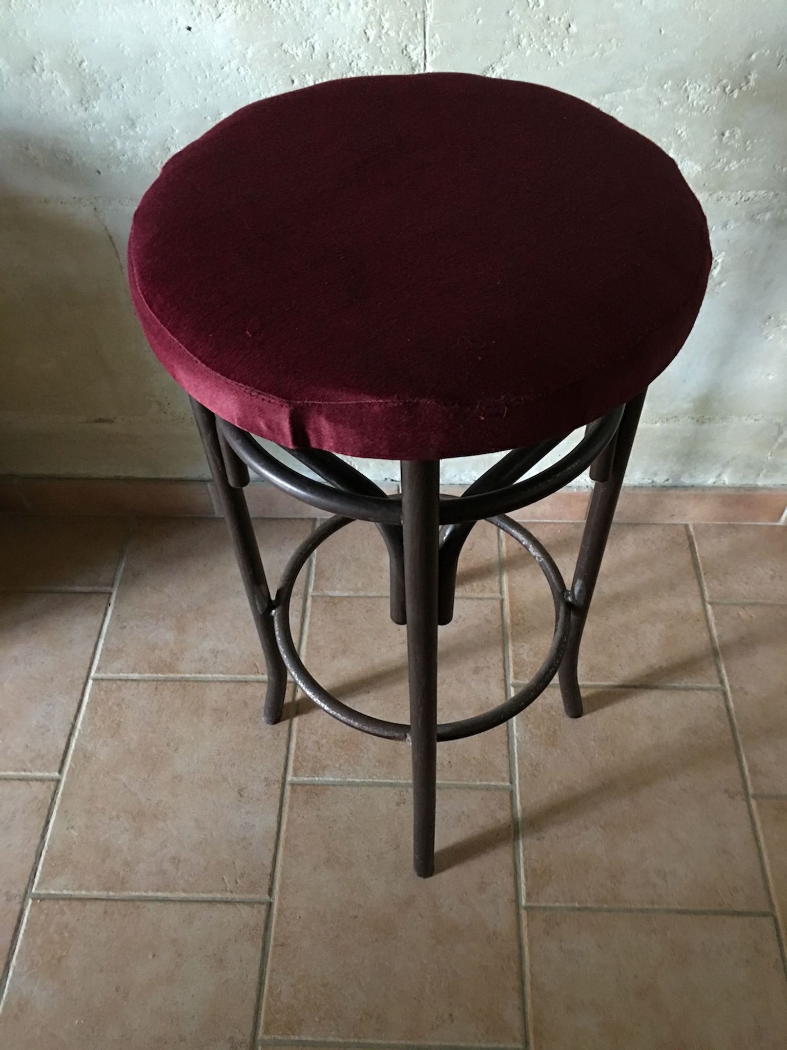 Lot of 3 bar stools, metal and velvet, vintage 60s