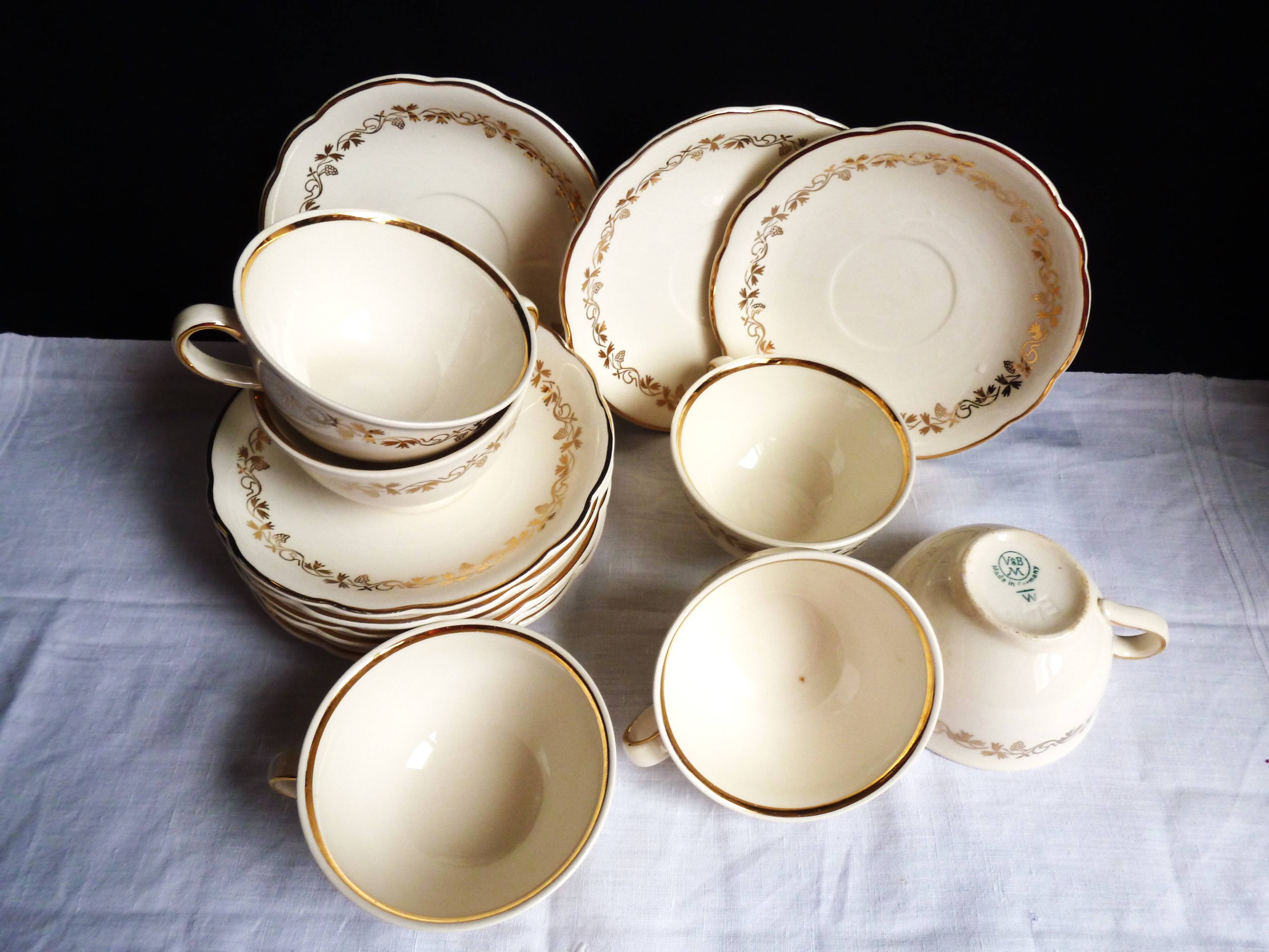 1920s coffee service Villeroy & Boch, 23 pieces, coffee cups.
