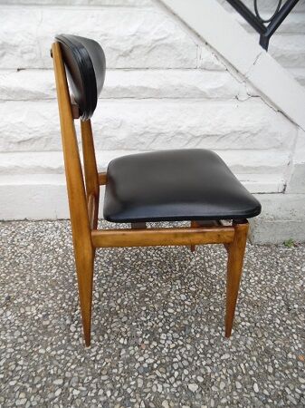 Series of six scandinavian chairs