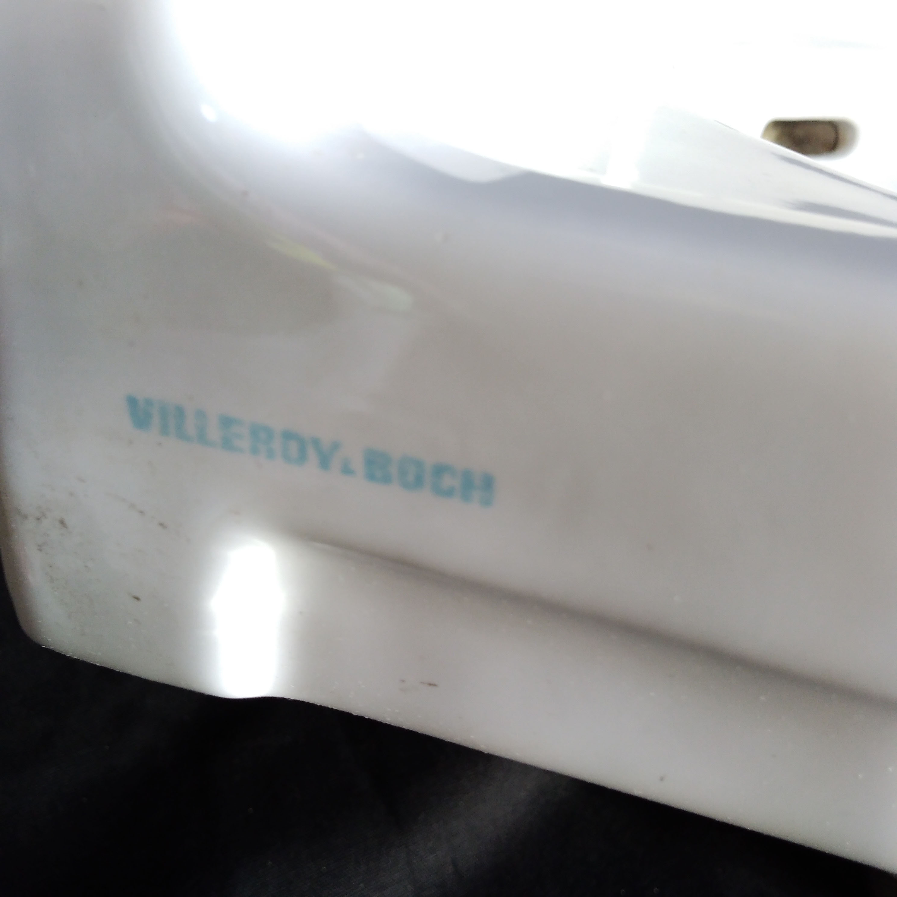 Villeroy and Boch art deco corner sink