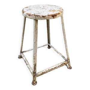 tabouret industriel métallique