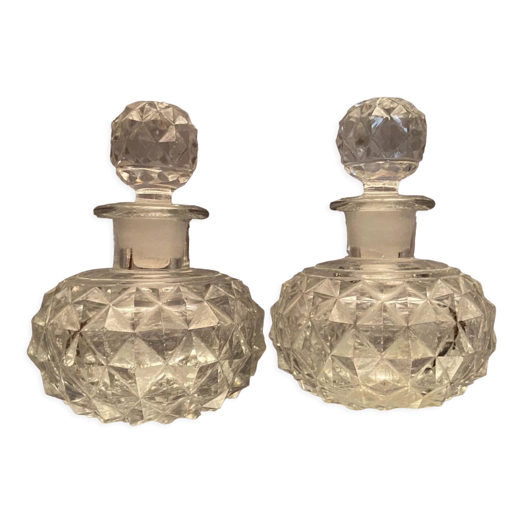 Pair of bottles nineteenth crystal Baccarat decoration diamond tips