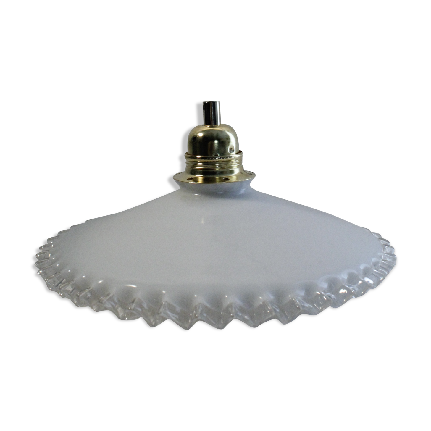 Vintage suspension lamp in white opaline with serrated edges