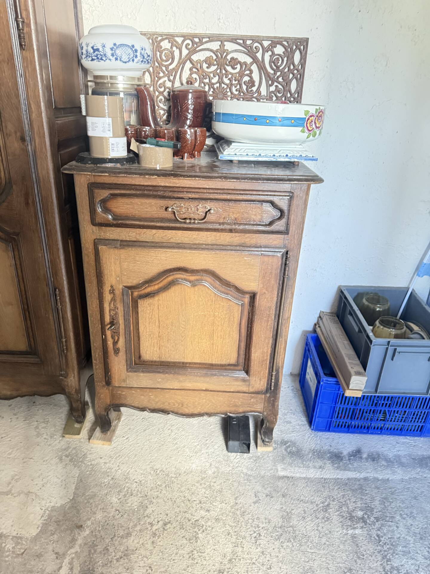 Standing man & solid oak jam cabinet – Antique furniture