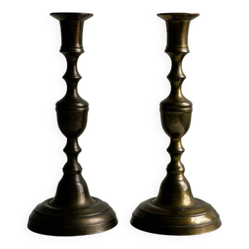 2 bougeoirs en laiton