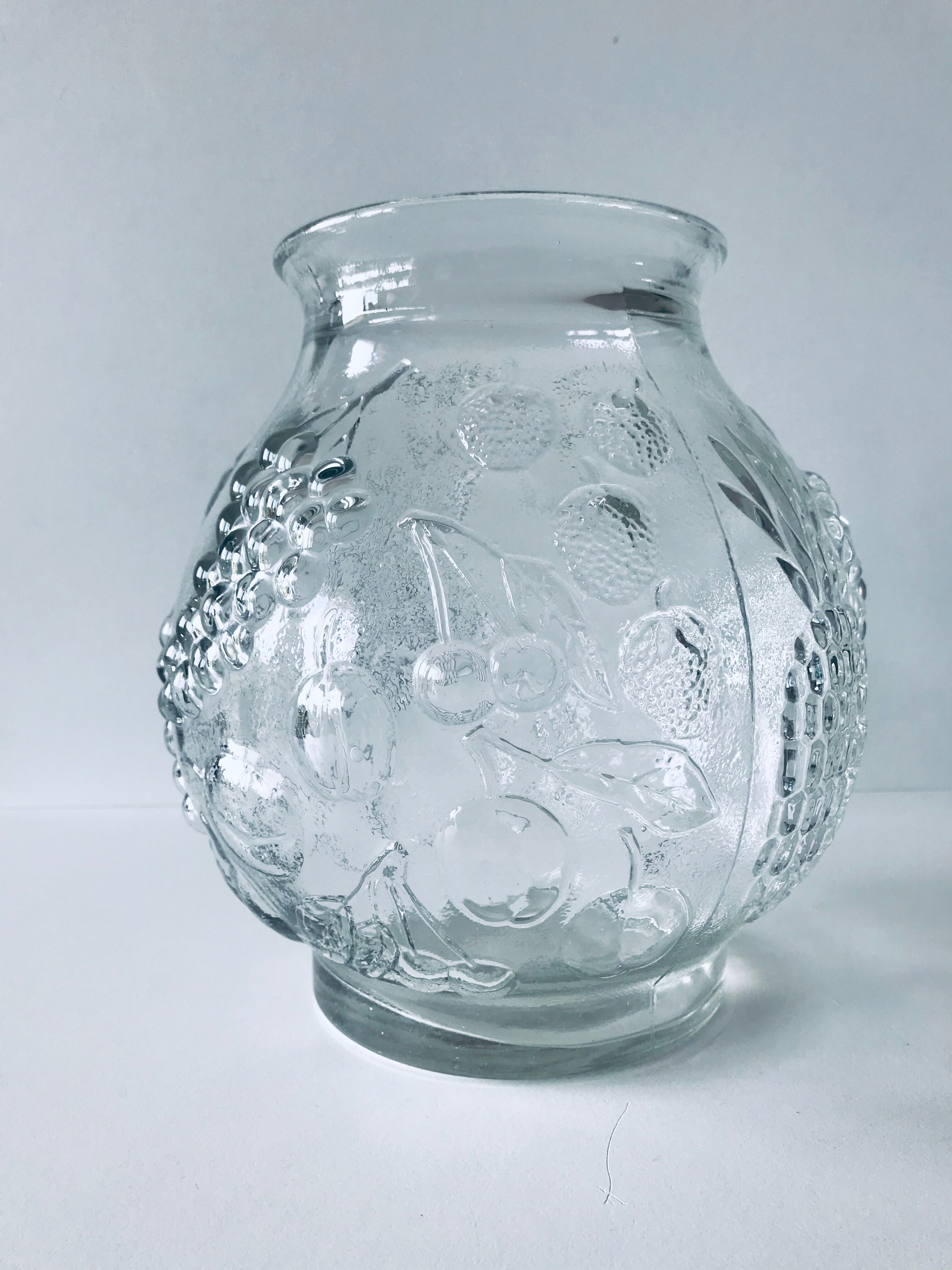 Glass vase tutti frutti