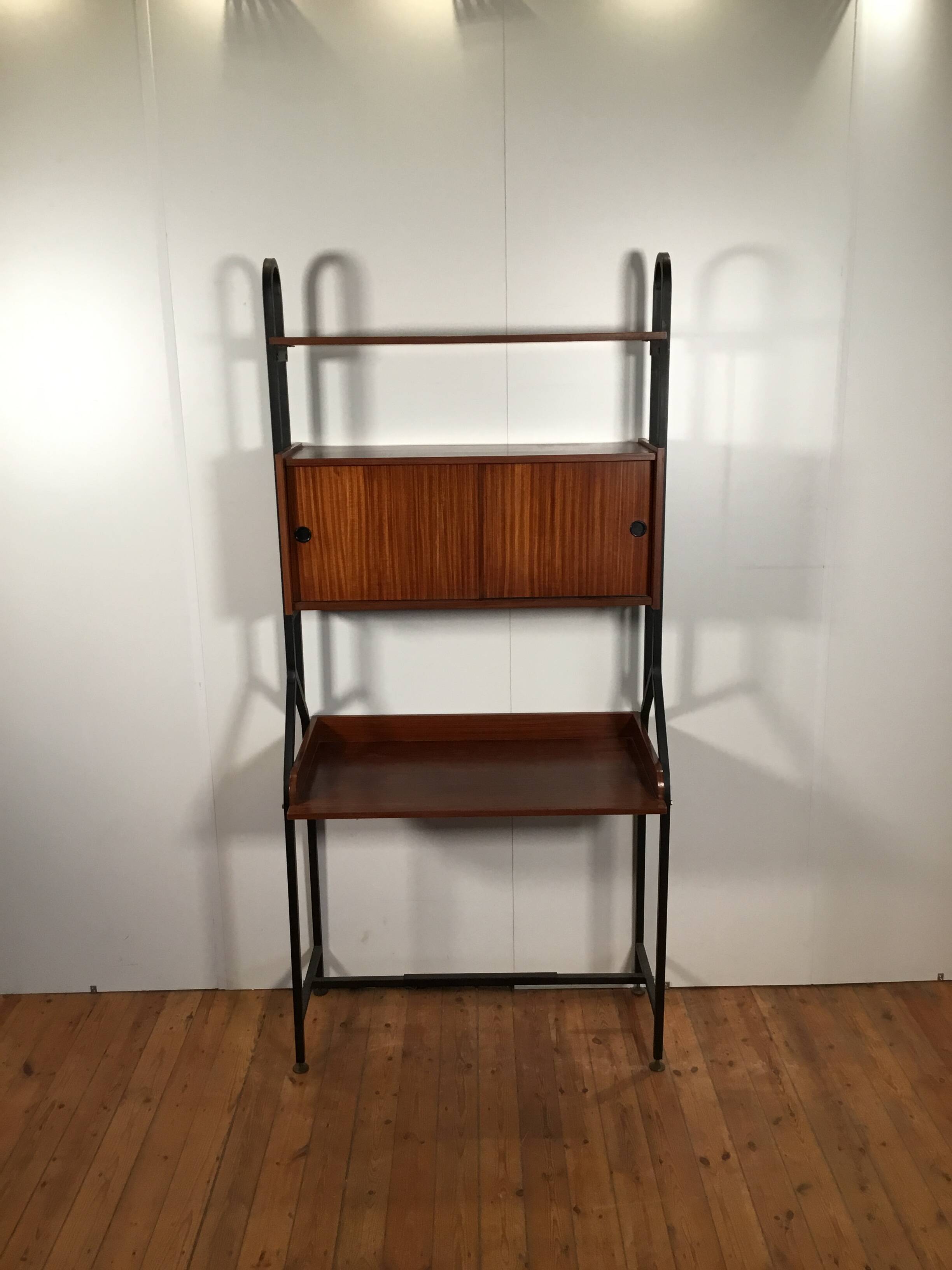 Secrétaire vintage avec rangement fermé et étagère