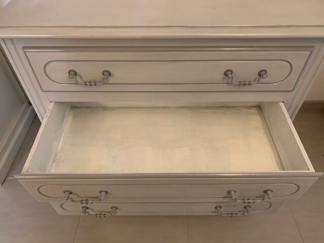 Old patinated chest of drawers