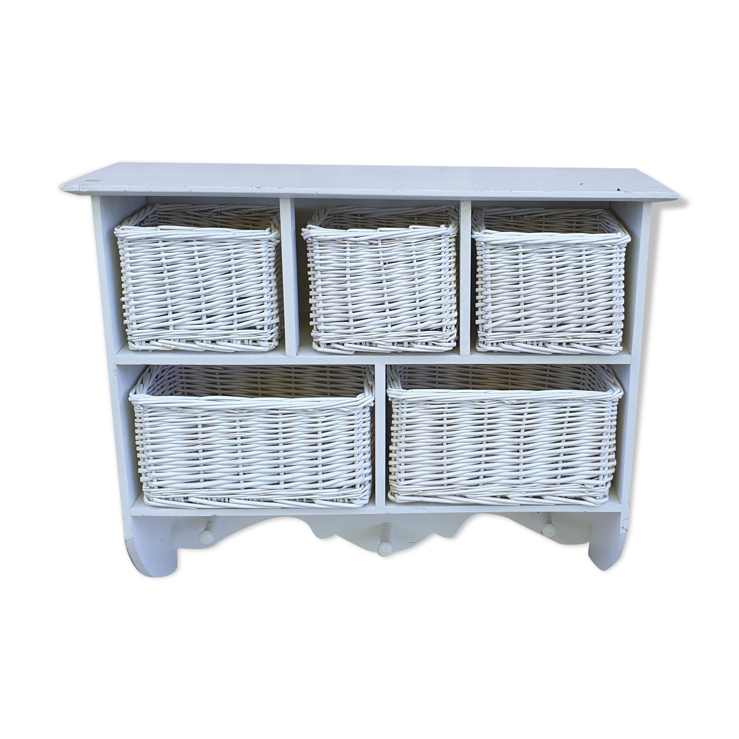 Floor to be suspended