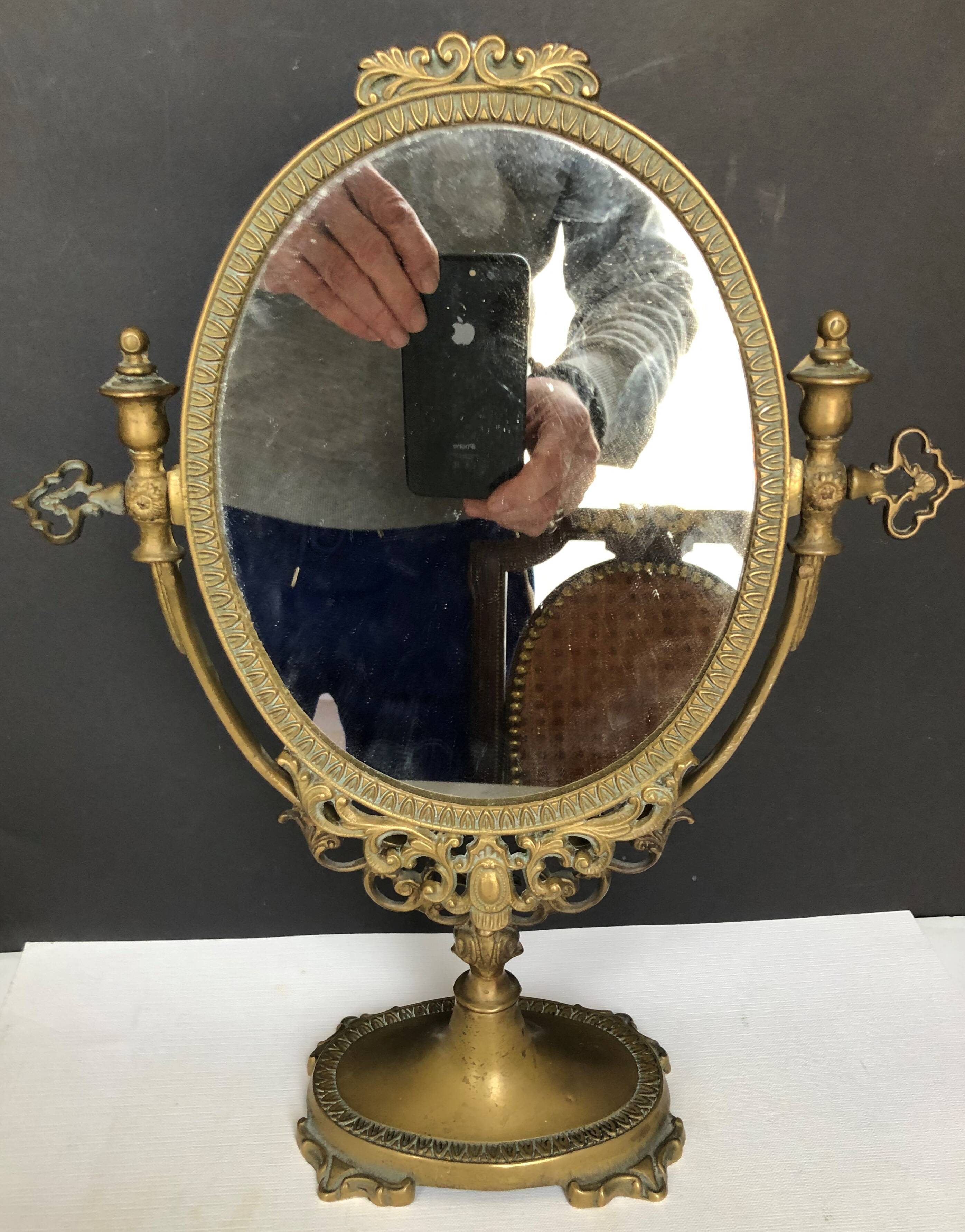 Gilded bronze table mirror