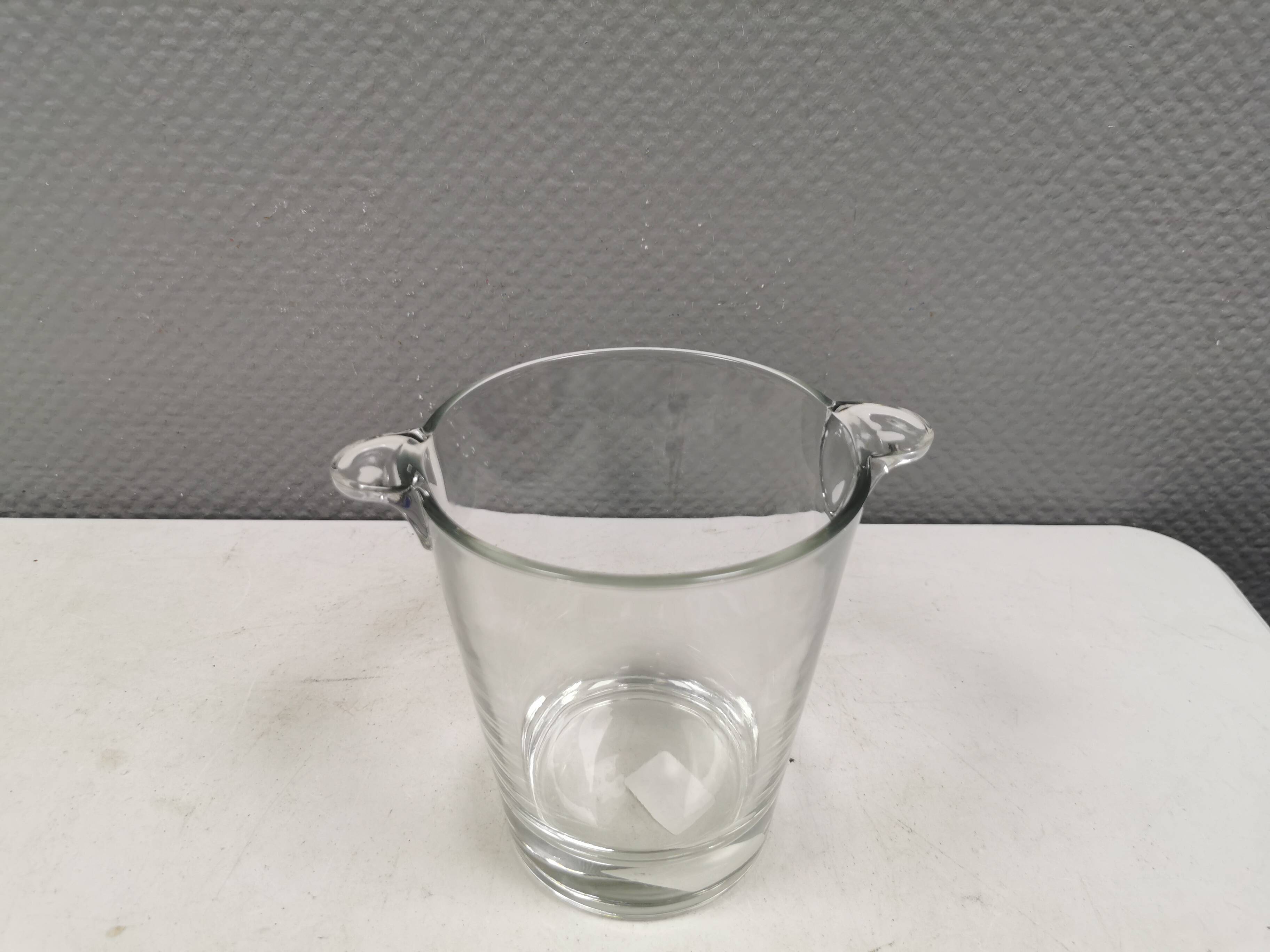 Bormioli Rocco Ypsilon ice bucket from the 1990s-2000s Italy.