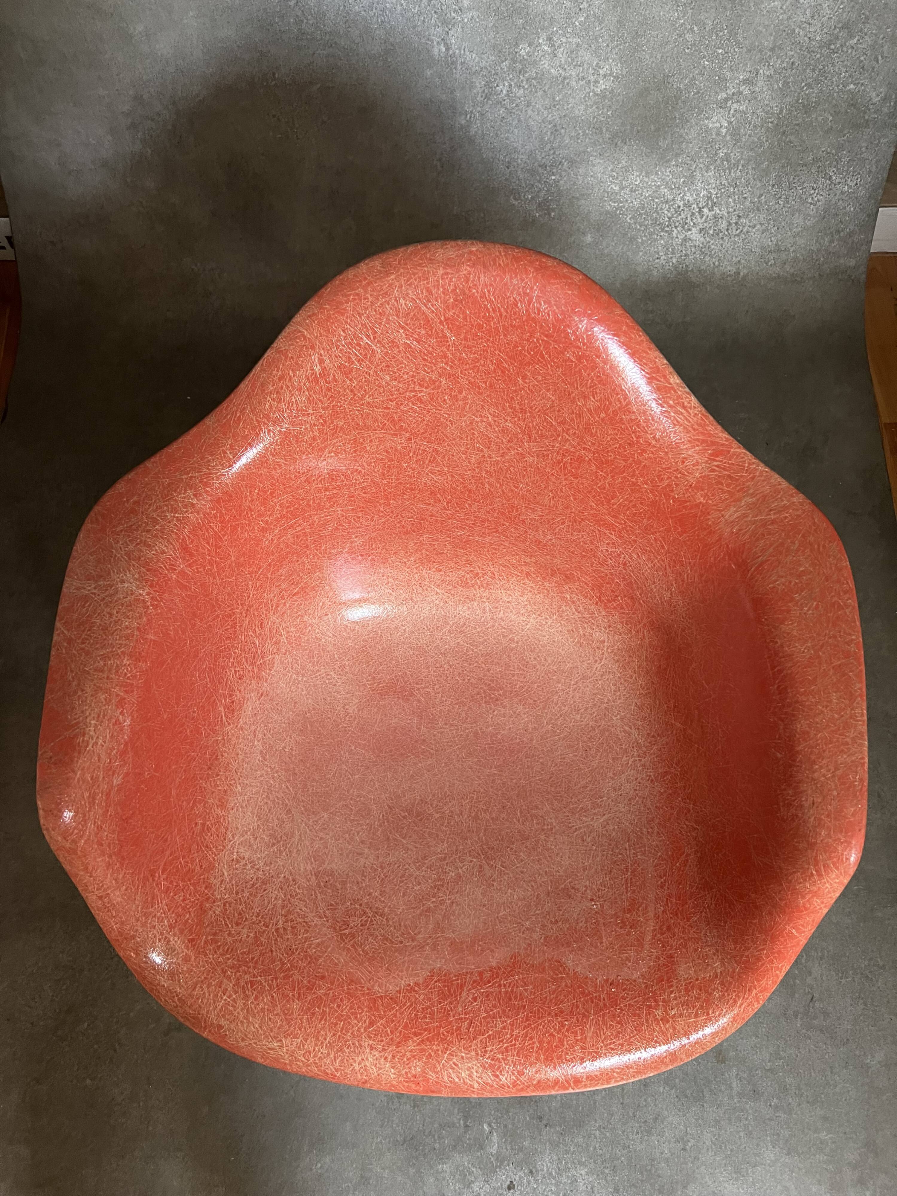 EAMES RAR ROCKING CHAIR HERMAN MILLER 60s design no Vitra