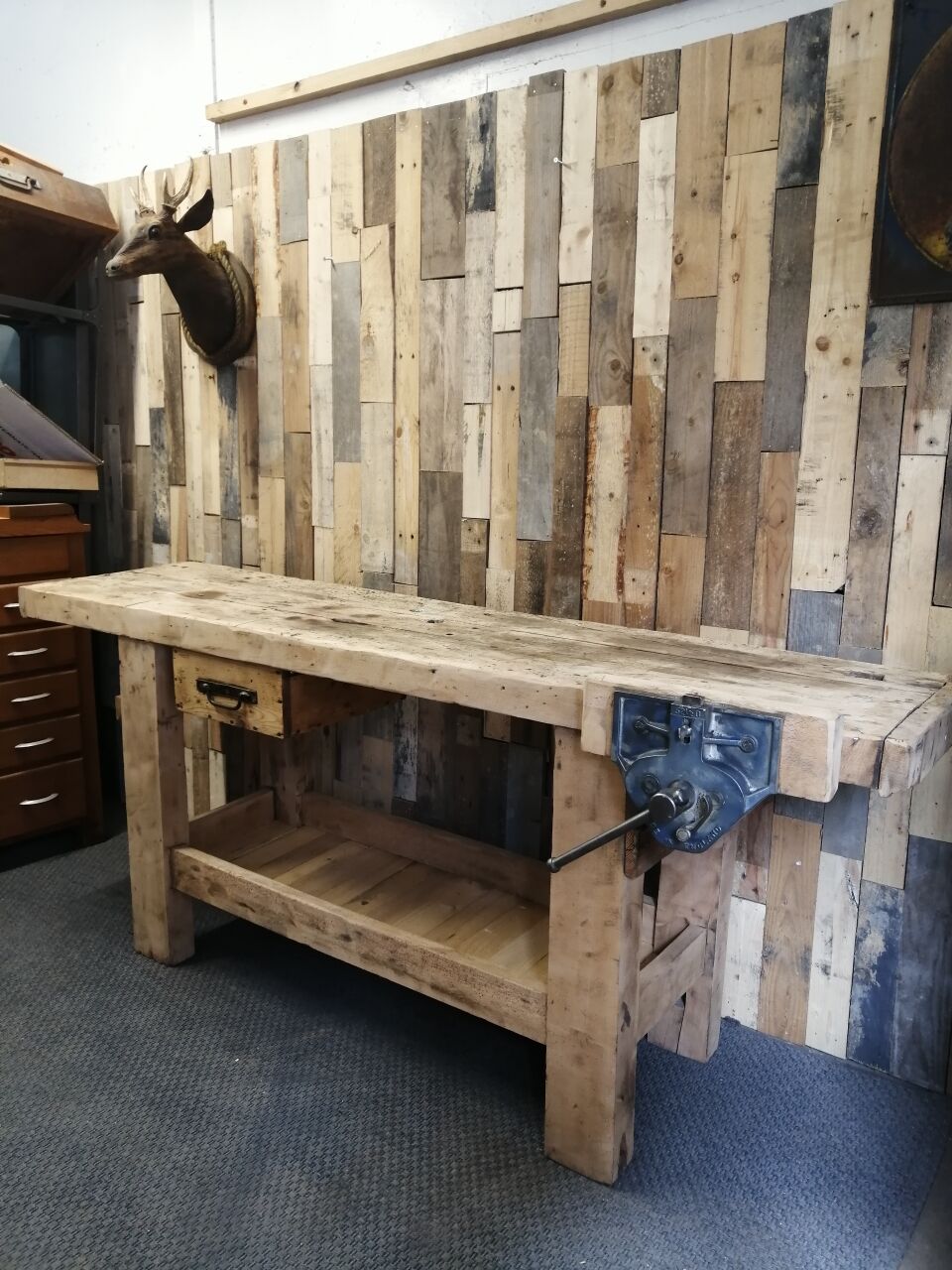 Carpenter's workbench