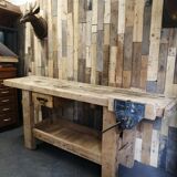 Carpenter's workbench