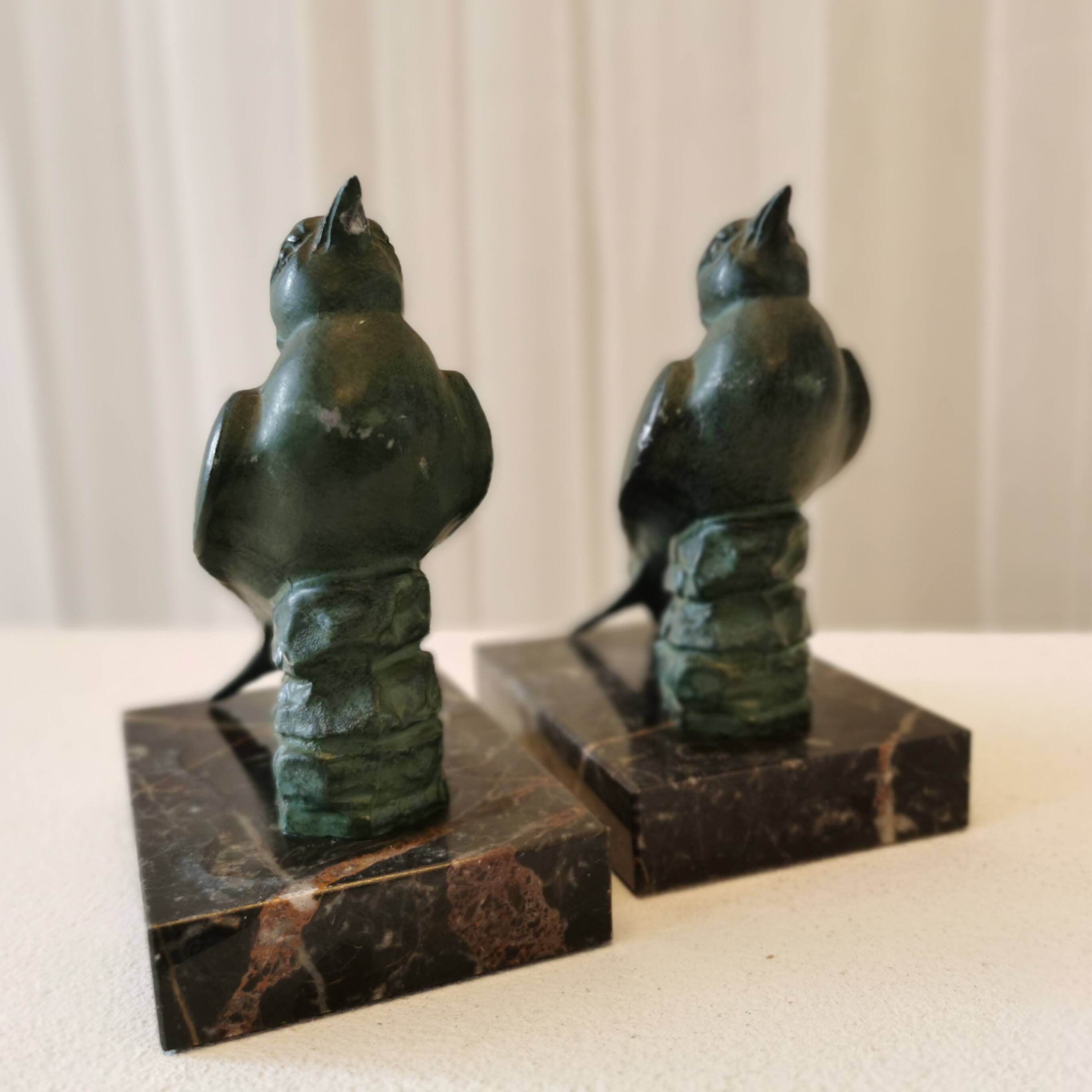 “Swallow” bookends