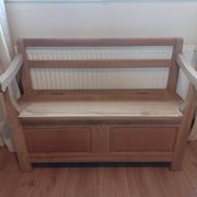 Bench, solid raw oak trunk