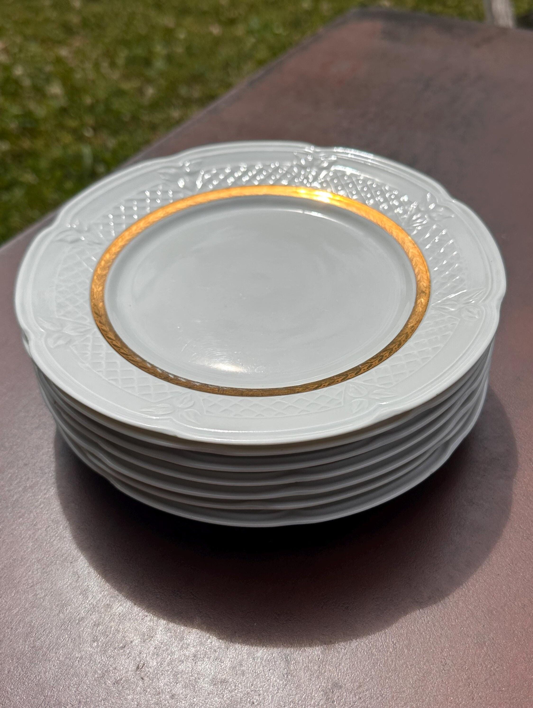 Set of 6 dessert plates in Berry porcelain – White and gold