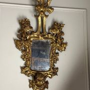 Paire de miroirs en bois sculpté et doré, Italie XIXème siècle