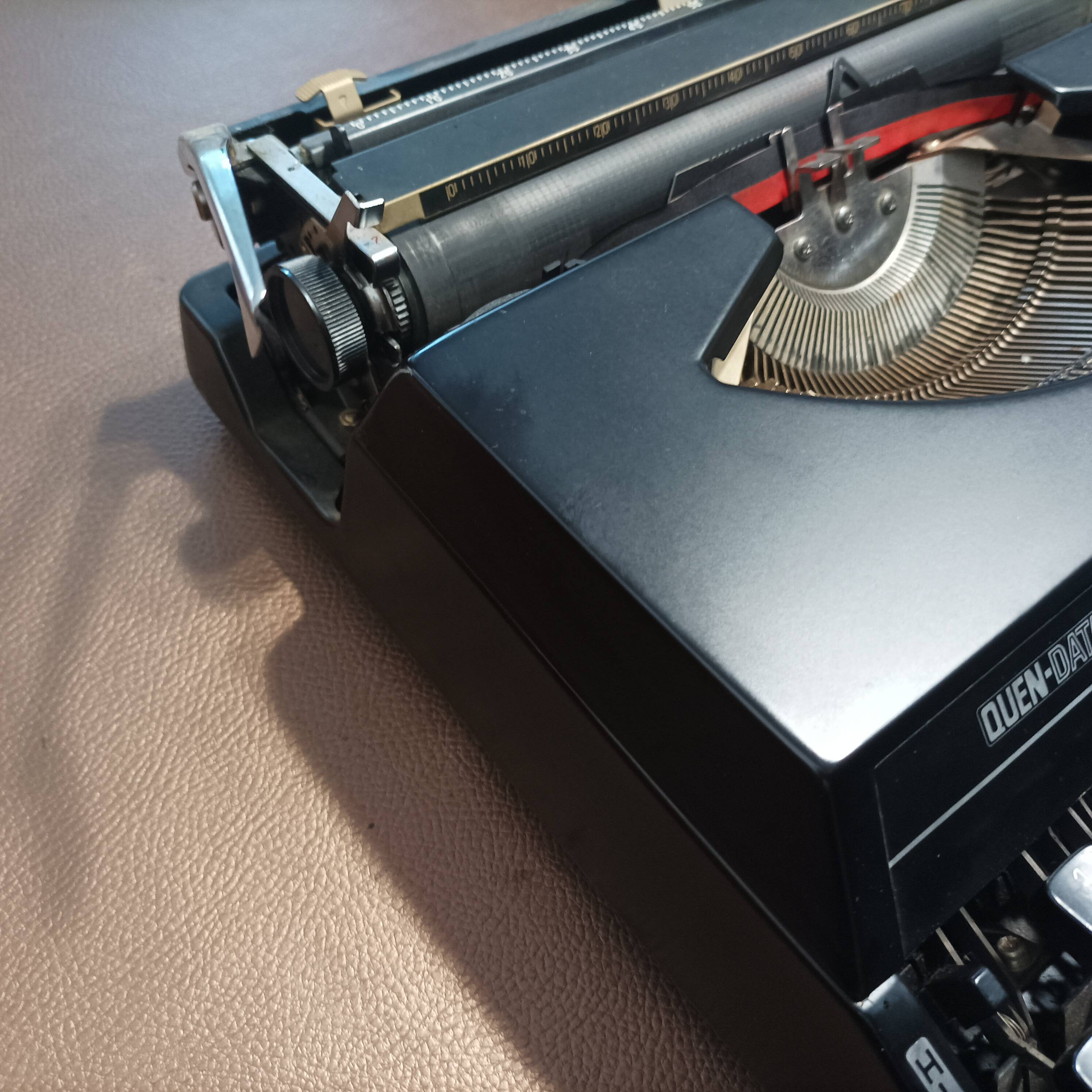 Quen Data 680 De Luxe BLACK typewriter revised new ribbon