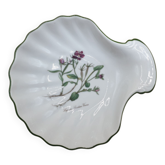 Vintage scallop plate