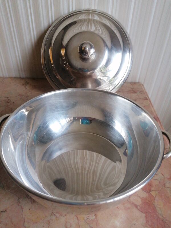 legumier metal argenté Décors ruban croisés