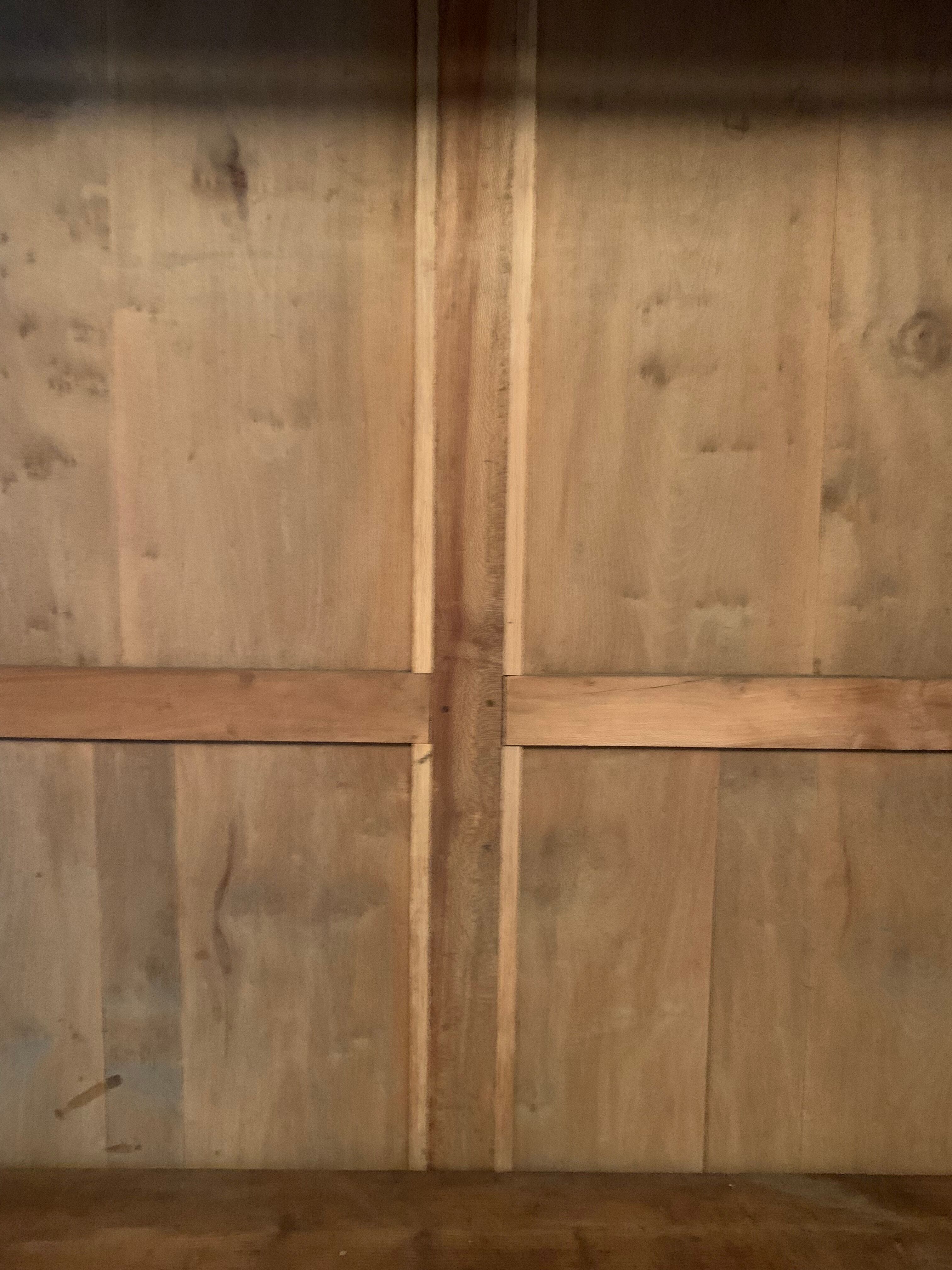 Armoire ancienne Louis VXI  miroirs