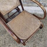 Rocking-chair cannage and curved wood