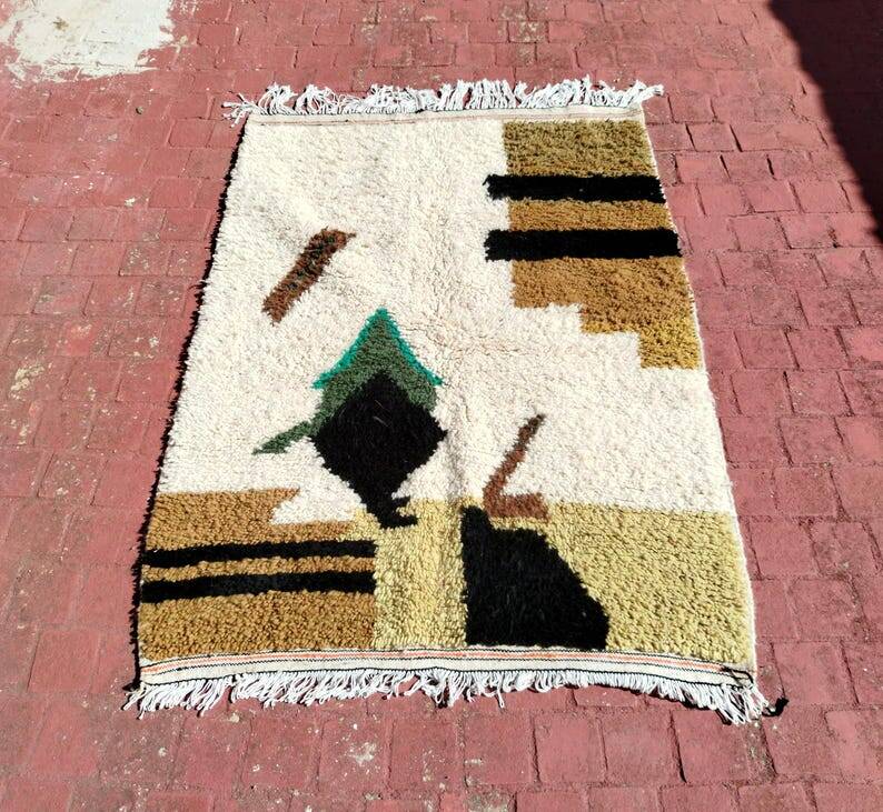 Handmade Moroccan Berber rug 150/250cm
