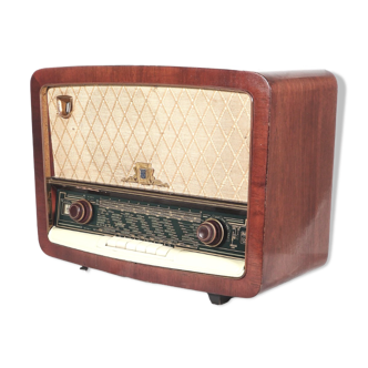 Poste radio vintage Bluetooth : Radiola RA 575 A de 1956