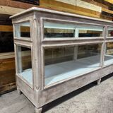 Glass shop counter