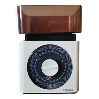 Vintage Terraillon beige plastic scale from the 70s
