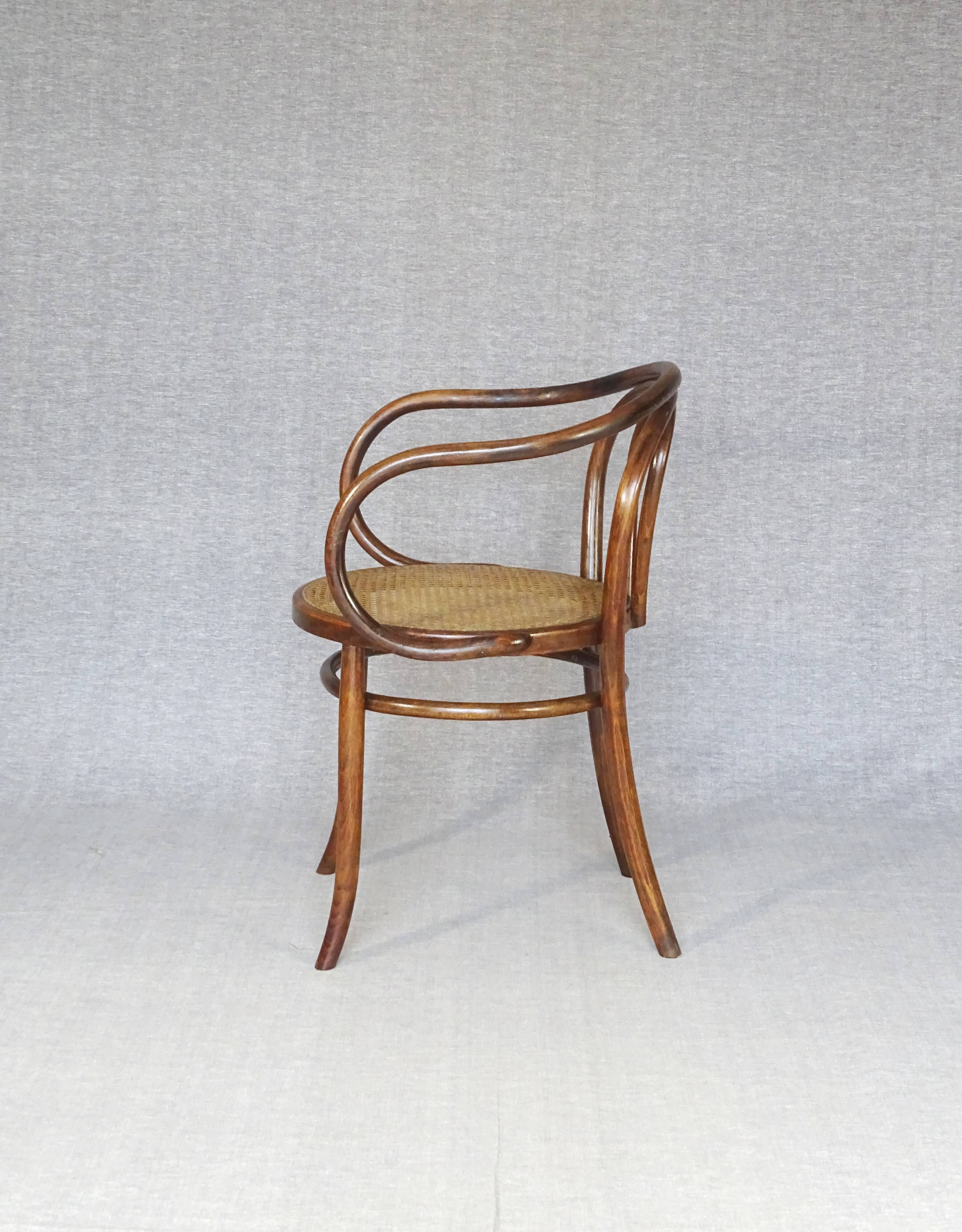 Fauteuil B9 type "Le Corbusier" modéle N°749 de Cambier Belgique- 1925 -