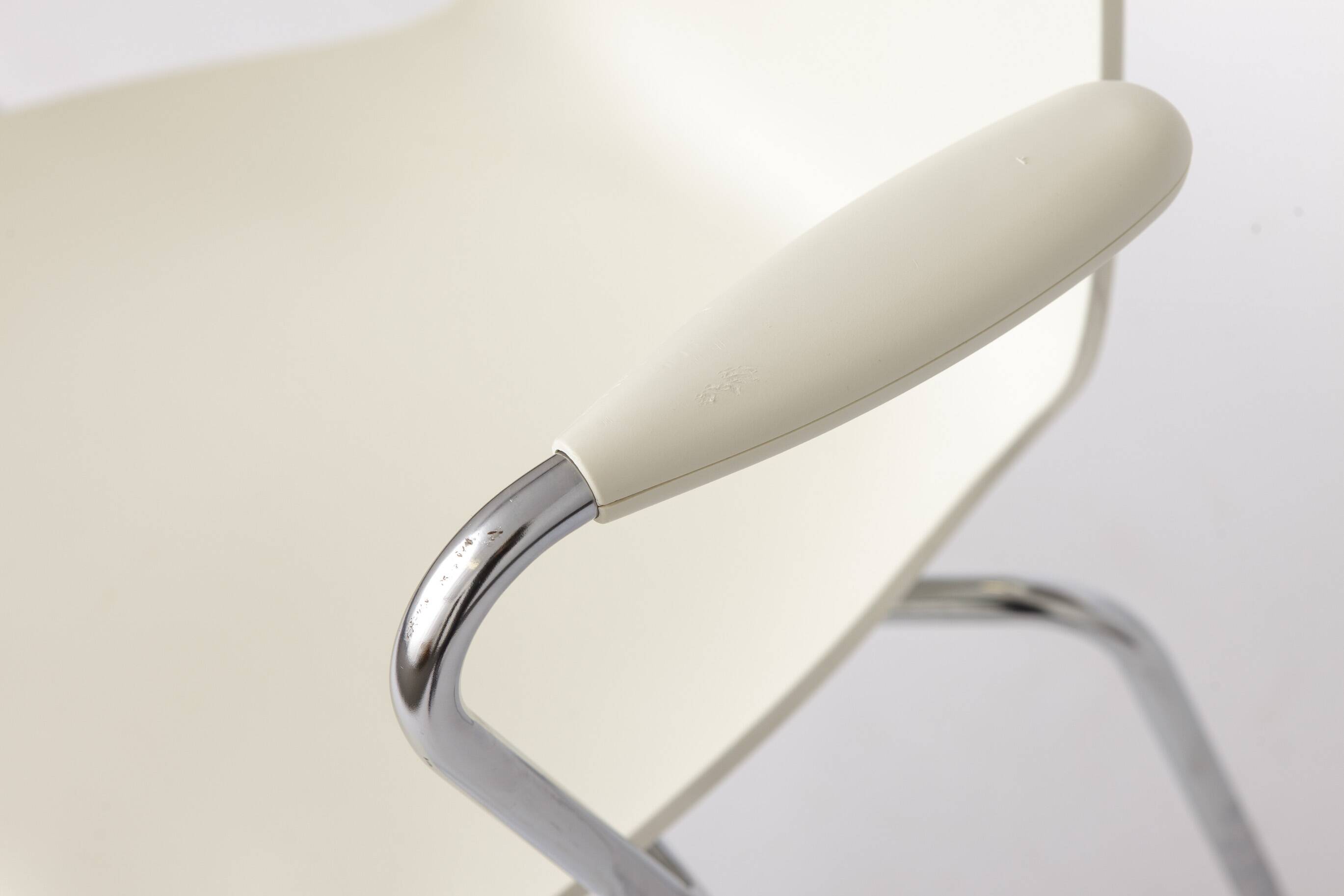 Kartell Maui Chair | Design by Vico Magistretti | Italian Chair | 1990s