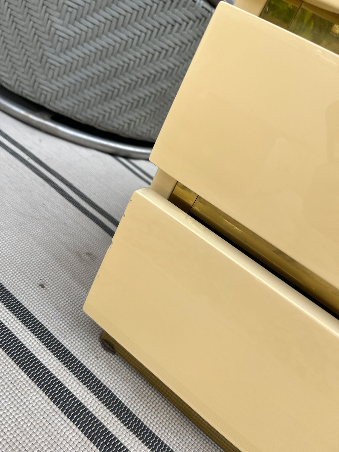 Vintage Bedside Table Jean-Claude Mahey - Beige Lacquer & Brass (Year)