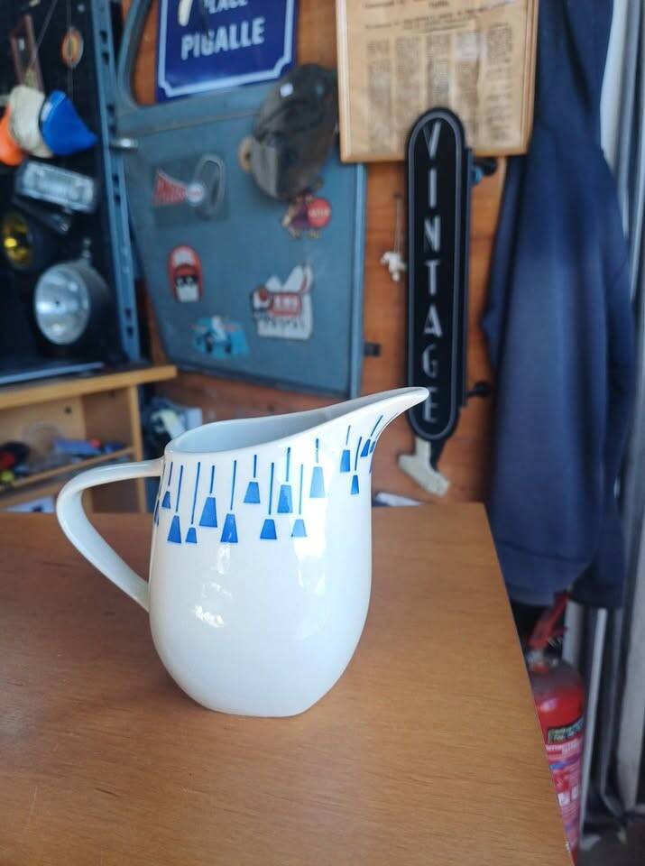 Small Boch Louviere milk jug