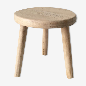 Tabouret tripode