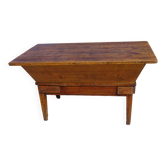 Rustic kneading trough in solid oak, removable lid and base.