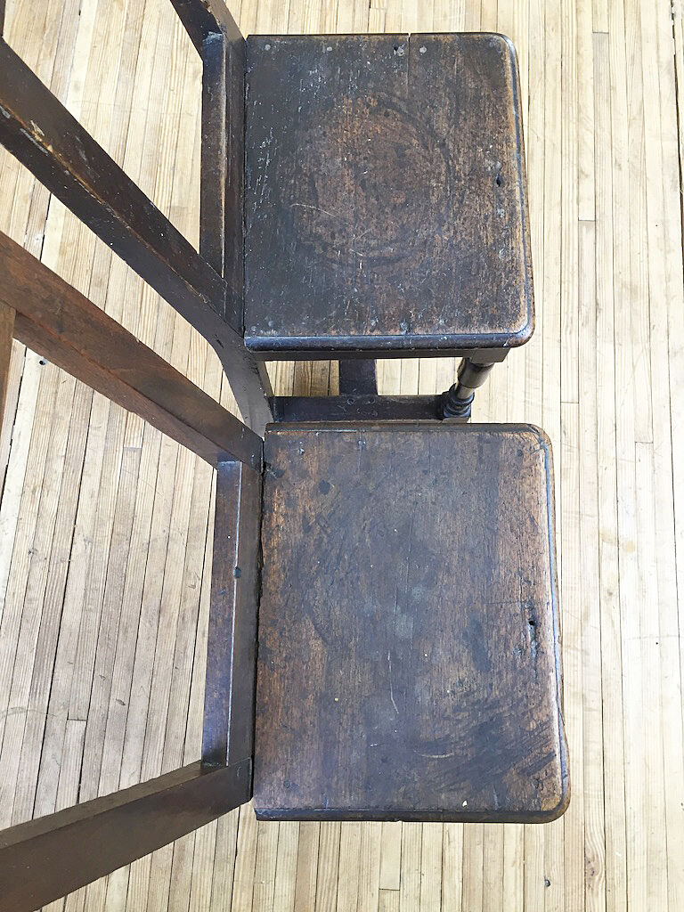 Pair chairs Lorraine