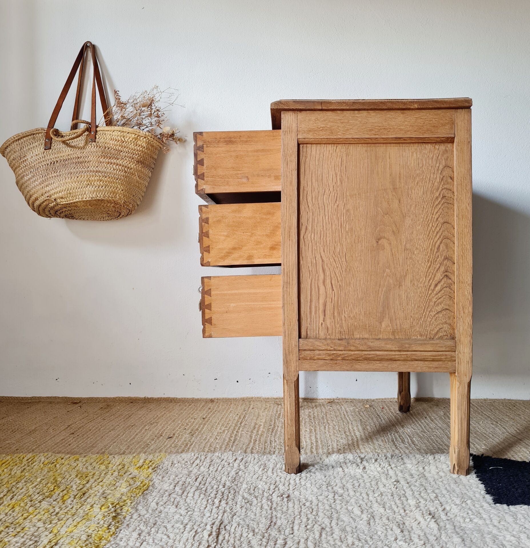Petite commode 3 tiroirs bois brut- finition bois brut - 81 cm
