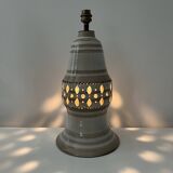Openwork ceramic lamp base