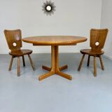 Antique round Scandinavian dining table from the 70s with 1 solid wood extension