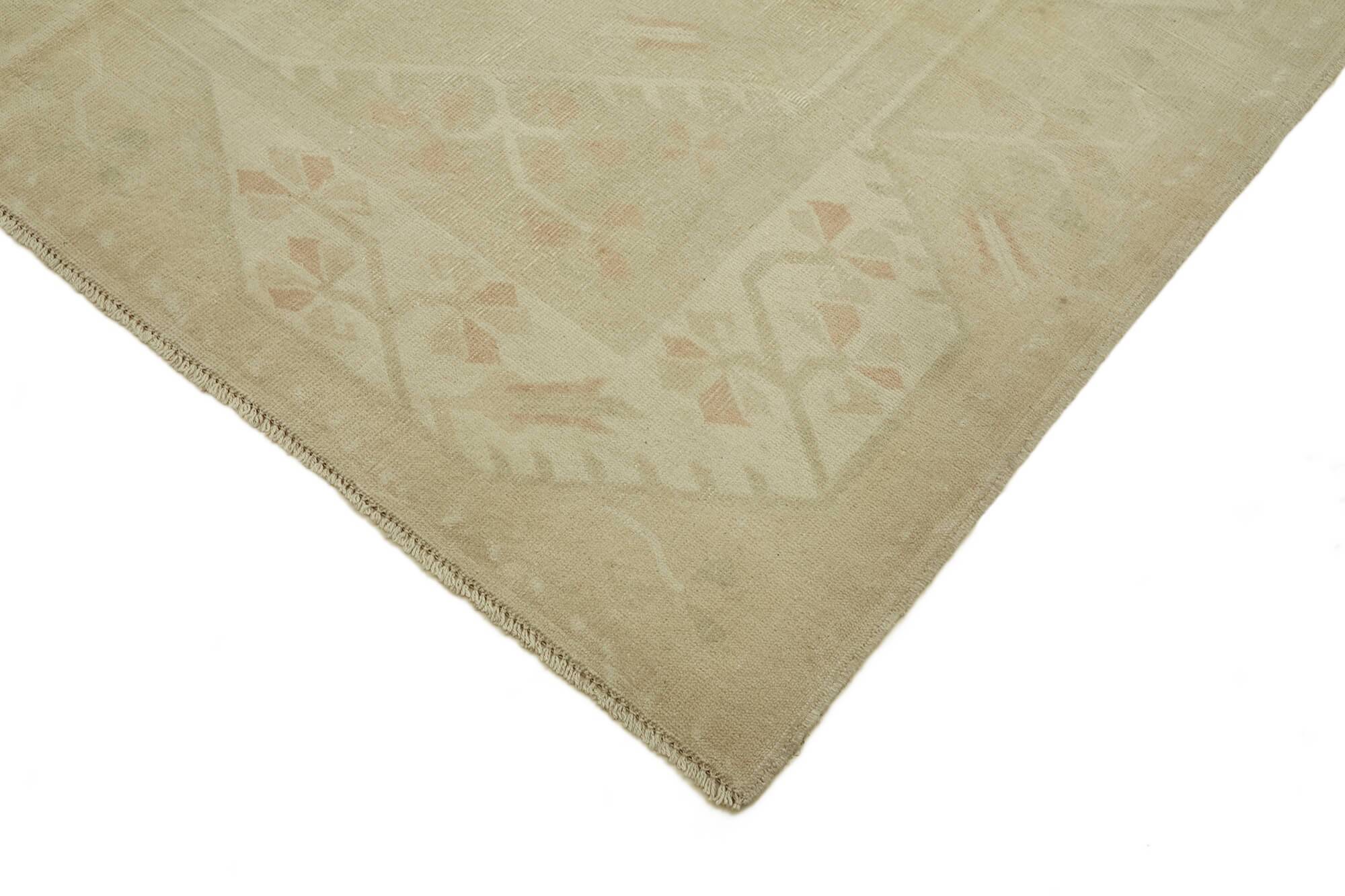 Turkish Vintage Anatolian Rug 205 cm x 313 cm