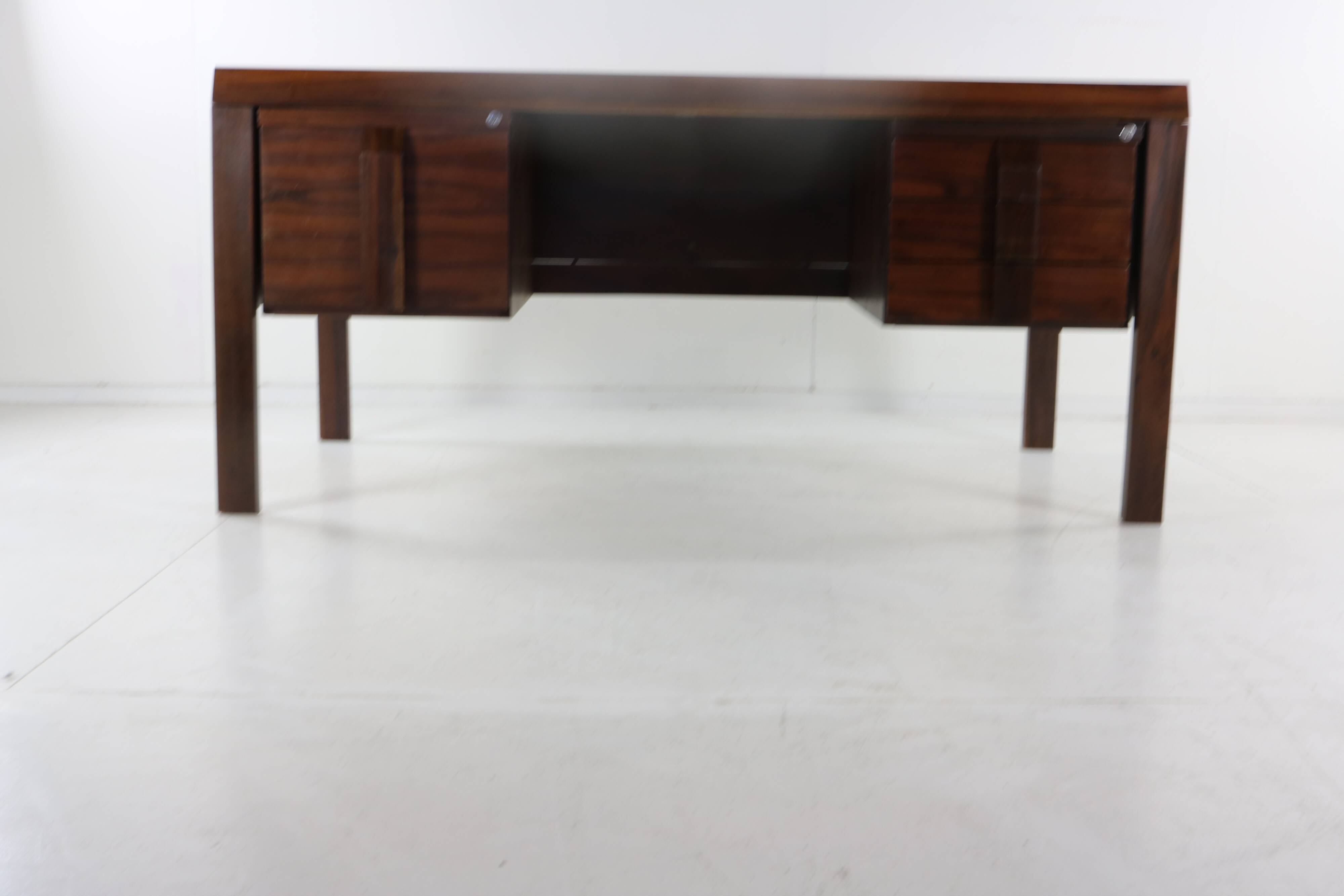 Sixties Brasilian jacaranda superb design desk by Jean Gillon for Italma