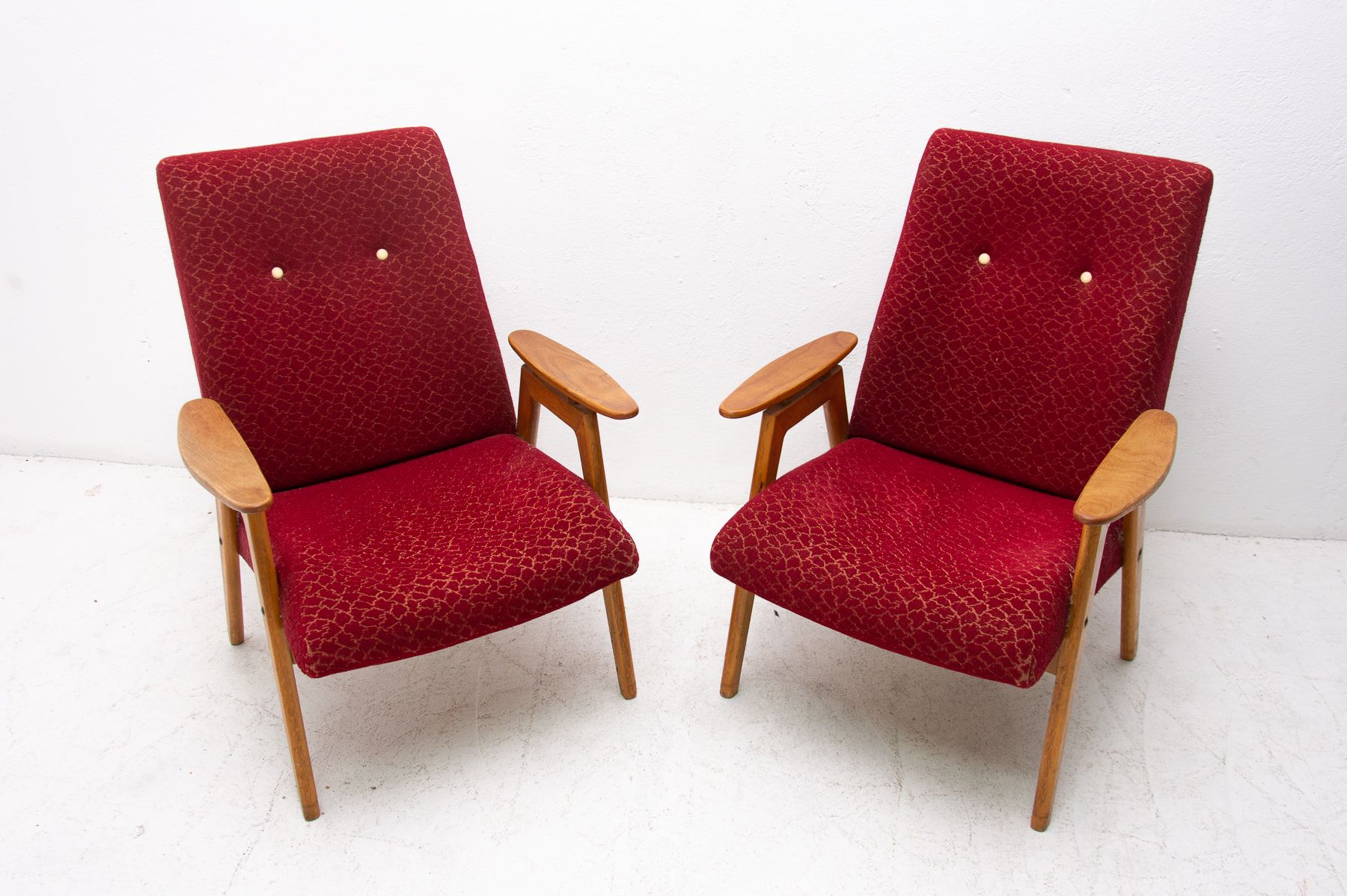 Pair of armchairs by Jaroslav Šmídek for UP závody, 1960´s