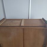 Wardrobe, compass feet
