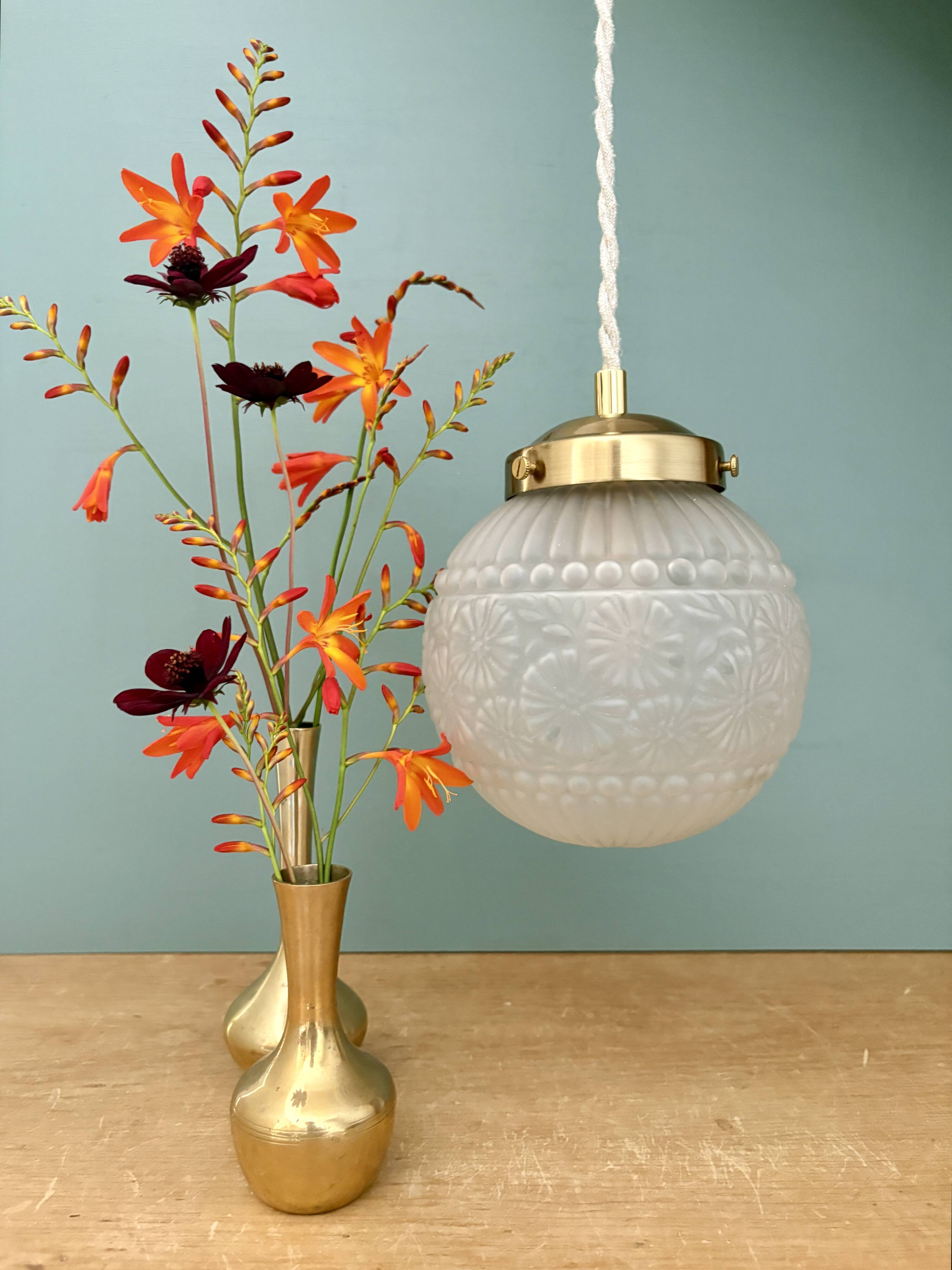 Vintage art deco frosted glass globe pendant light