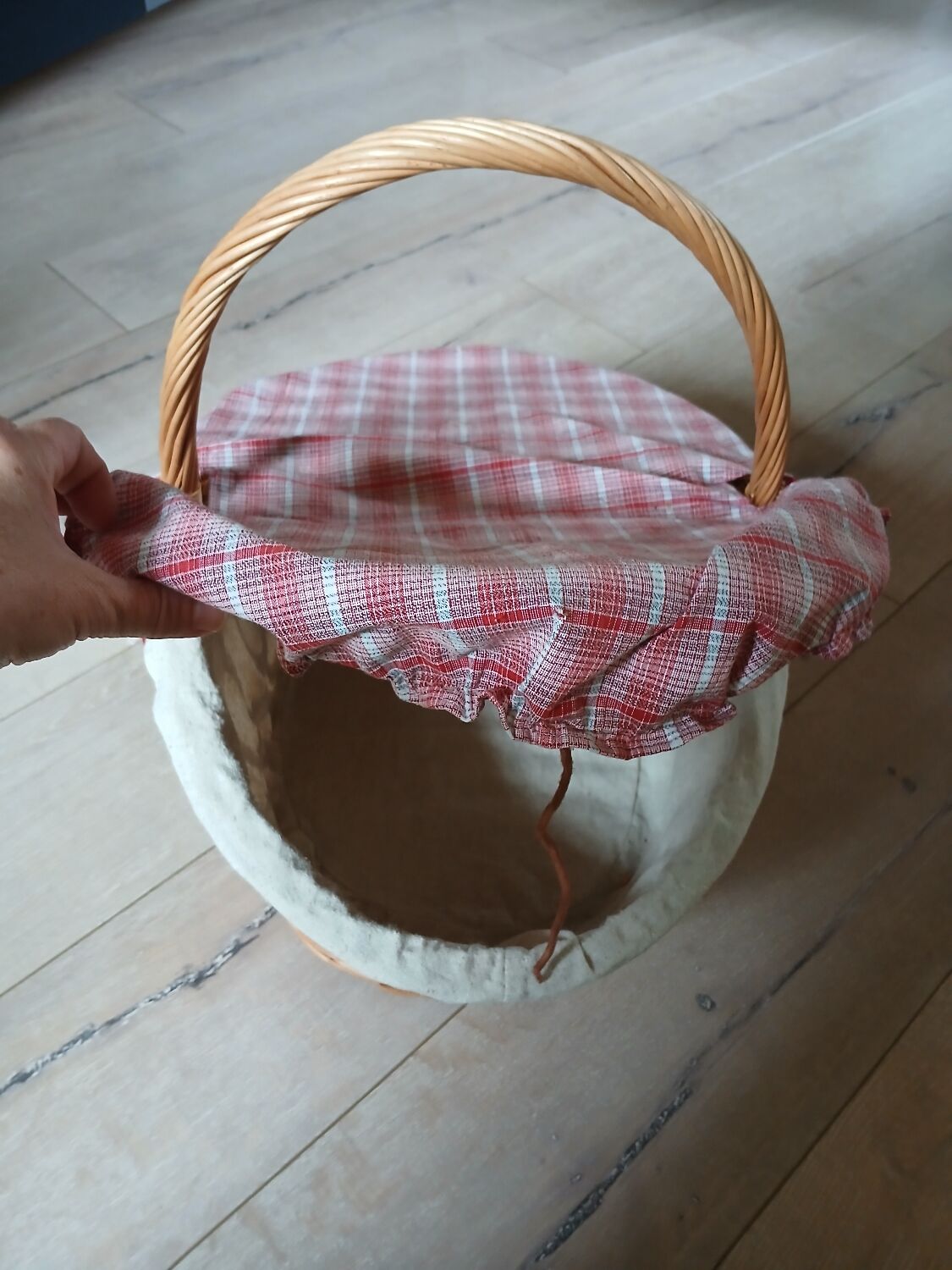 Panier à pique-nique ancien
