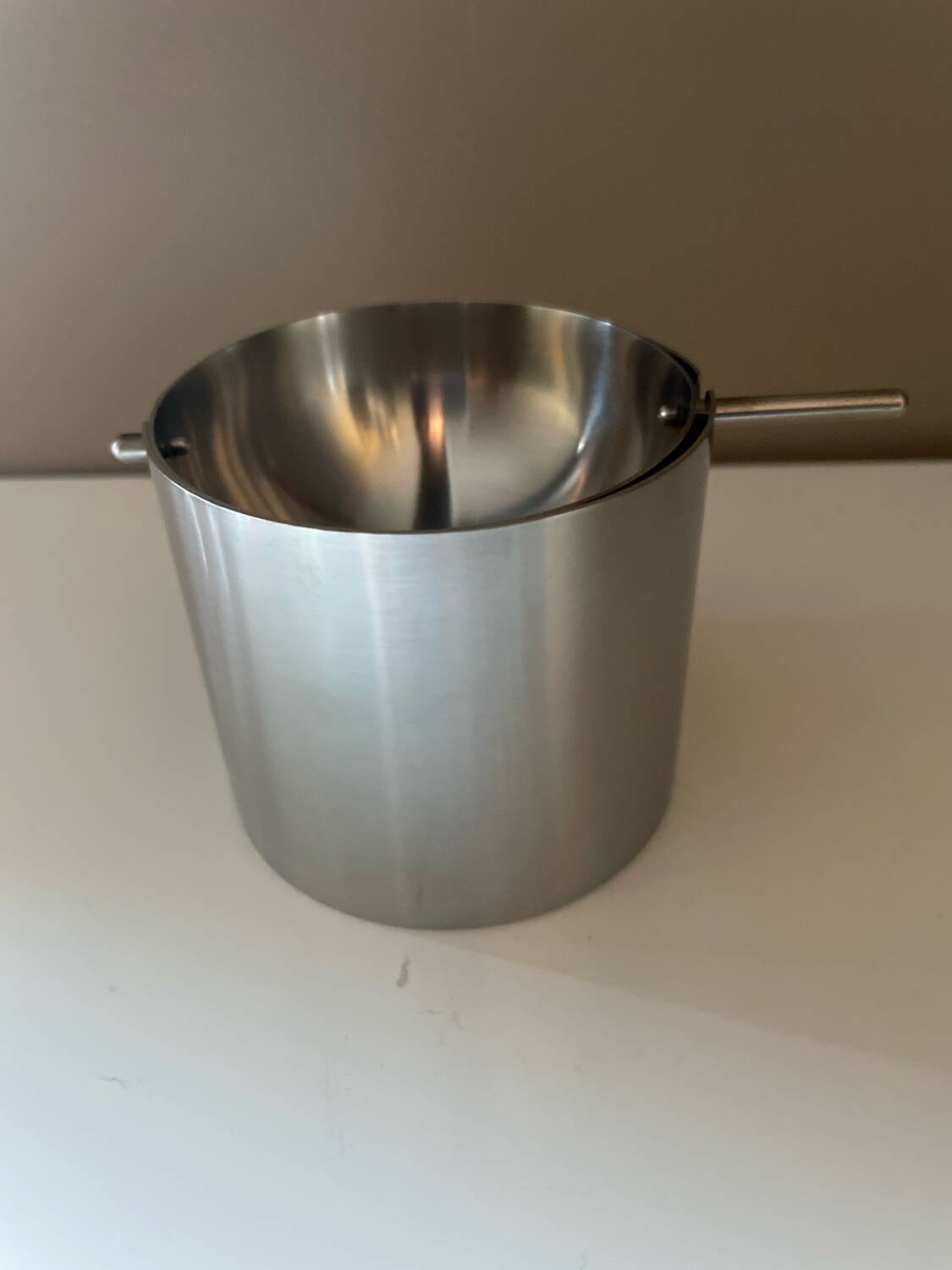 Cendrier Arne Jacobsen Stelton