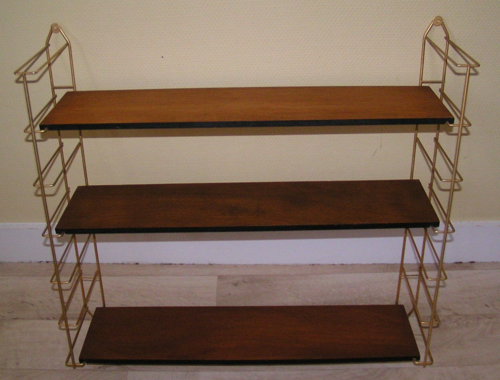 Shelves string wood and brass golden 60